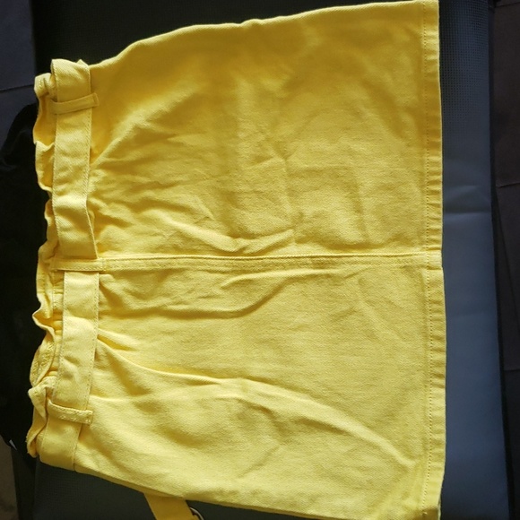 Yellow skirt- girls  size 13/14 - forever 21 - Picture 4 of 7